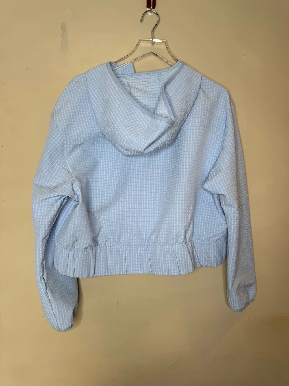 ASICS Women’s Cropped Hooded Zip Jacket Light Blue XL Athletic Running NWOT